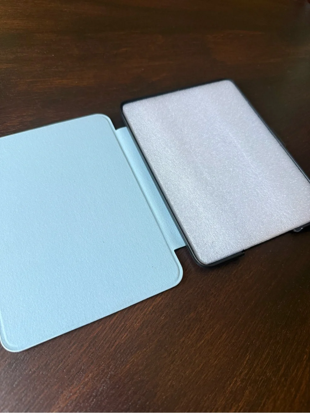 NWOT Light Blue Tablet Case Cover – Slim Protective Folio